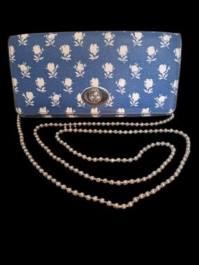 Flawed Coach Badlands Floral Wallet On Chain